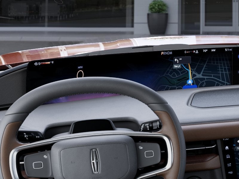 2027 Lincoln Navigator Reserve