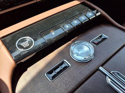 2027 Lincoln Navigator Reserve