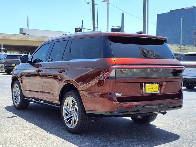 2027 Lincoln Navigator Reserve