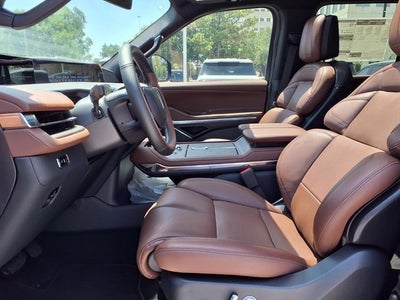 2027 Lincoln Navigator Reserve