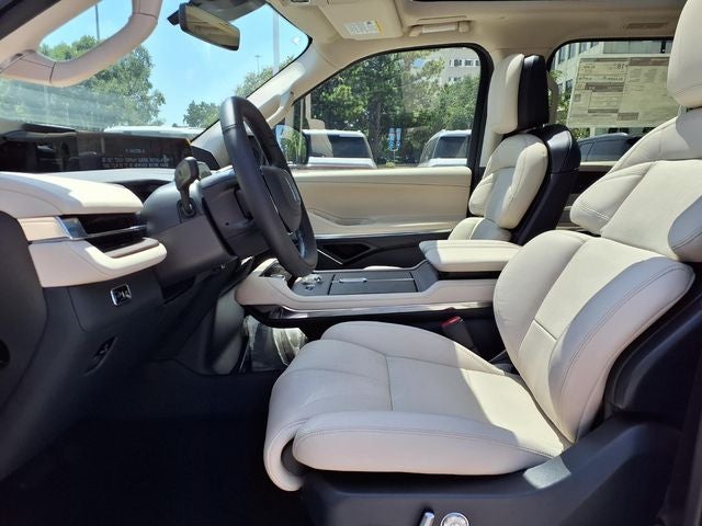 2027 Lincoln Navigator Reserve