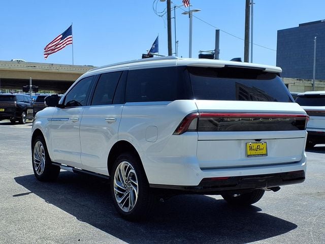 2027 Lincoln Navigator Reserve