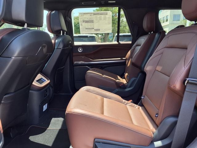 2027 Lincoln Navigator Reserve