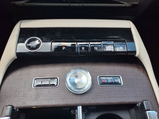 2027 Lincoln Navigator Reserve