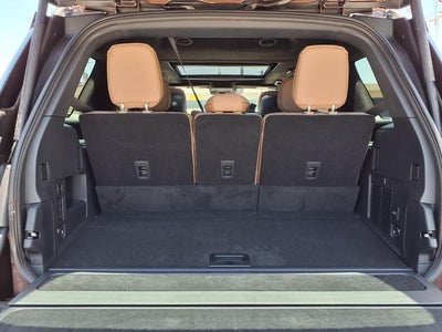 2027 Lincoln Navigator Black Label