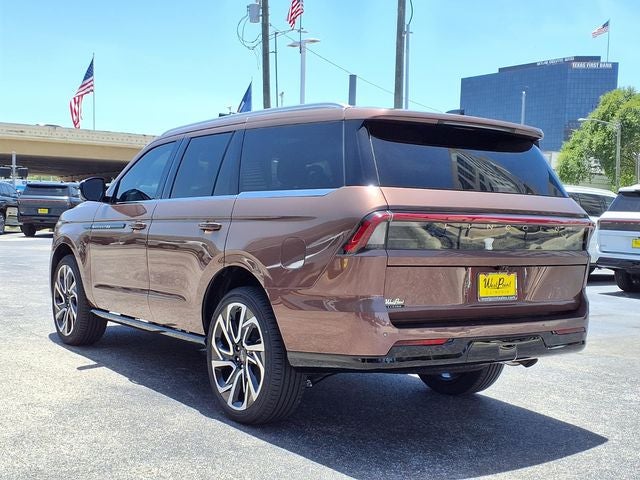 2027 Lincoln Navigator Black Label