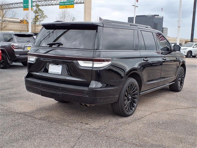 2023 Lincoln Navigator L L Reserve