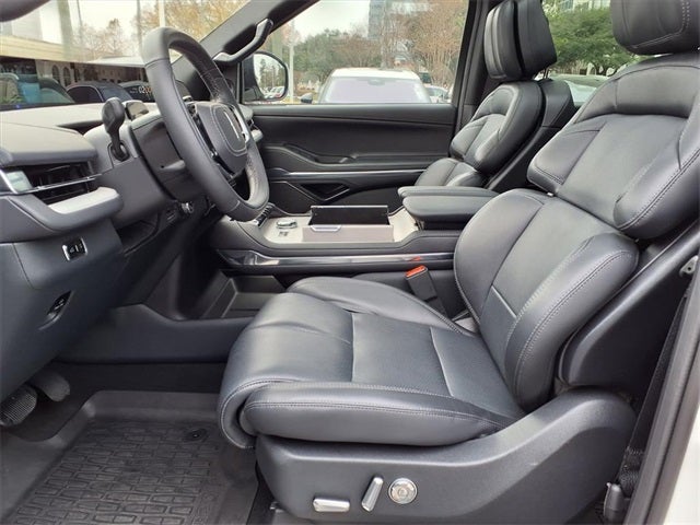 2025 Lincoln Navigator L Reserve