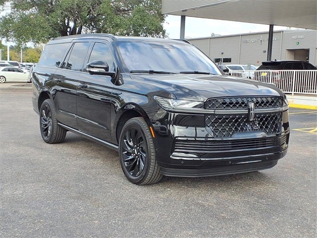 2025 Lincoln Navigator L Reserve