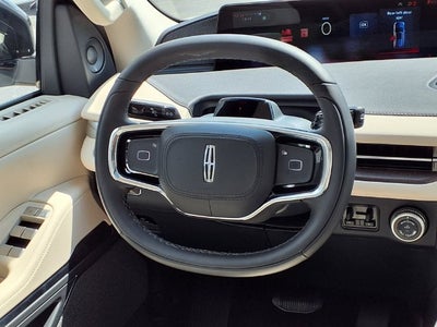 2027 Lincoln Navigator L Reserve