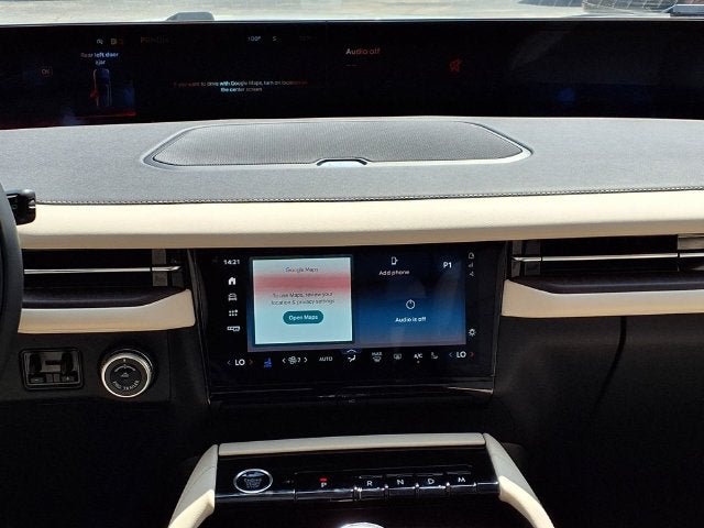 2027 Lincoln Navigator L Reserve