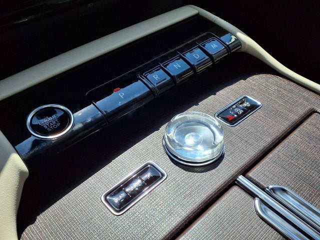 2027 Lincoln Navigator L Reserve