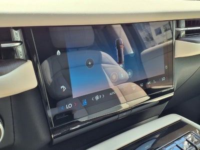 2027 Lincoln Navigator L Reserve