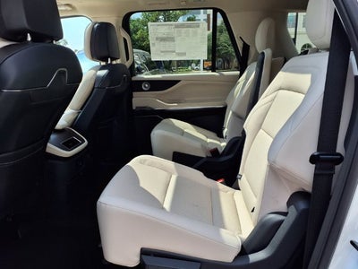 2027 Lincoln Navigator L Reserve