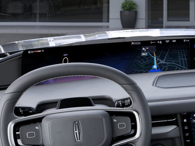 2027 Lincoln Navigator L Reserve