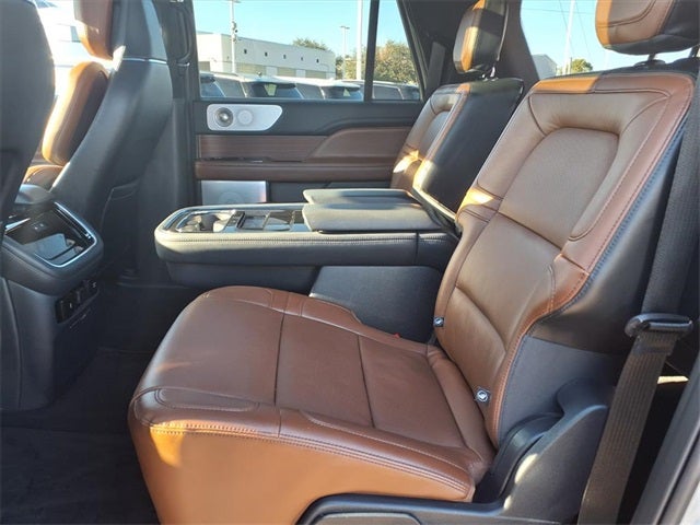 2023 Lincoln Navigator L L Reserve