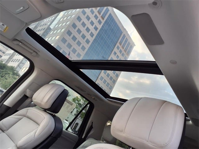 2025 Lincoln Navigator L Reserve