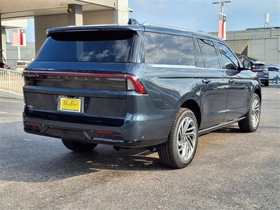 2025 Lincoln Navigator L Reserve