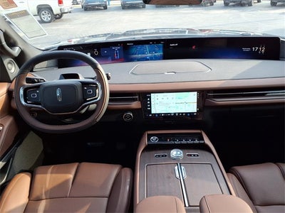 2025 Lincoln Navigator L Reserve