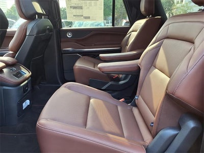 2025 Lincoln Navigator L Reserve