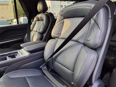 2025 Lincoln Navigator L Reserve
