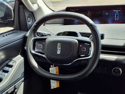 2027 Lincoln Navigator L Reserve