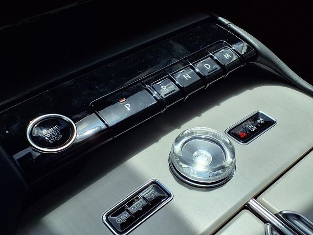 2027 Lincoln Navigator L Reserve