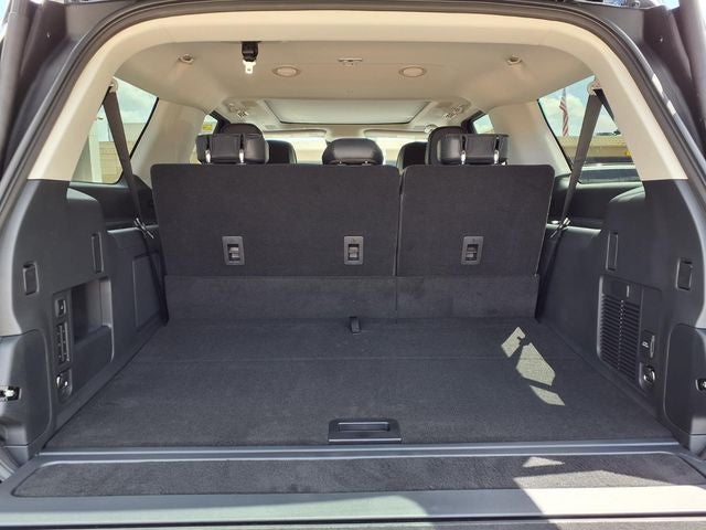 2027 Lincoln Navigator L Reserve