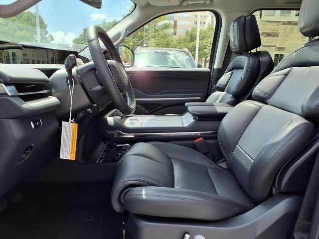 2027 Lincoln Navigator L Reserve