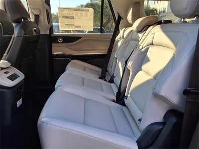 2025 Lincoln Navigator L Reserve