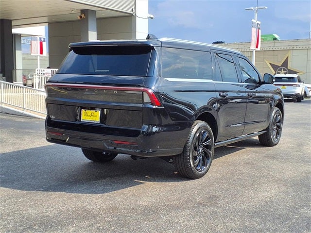 2025 Lincoln Navigator L Reserve