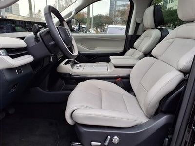 2025 Lincoln Navigator L Reserve