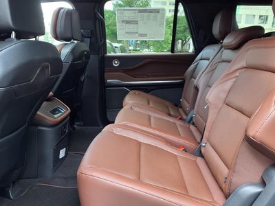 2026 Lincoln Navigator L Reserve