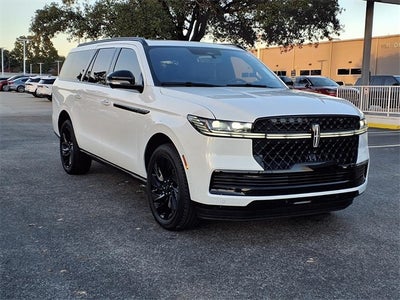 2025 Lincoln Navigator L Reserve