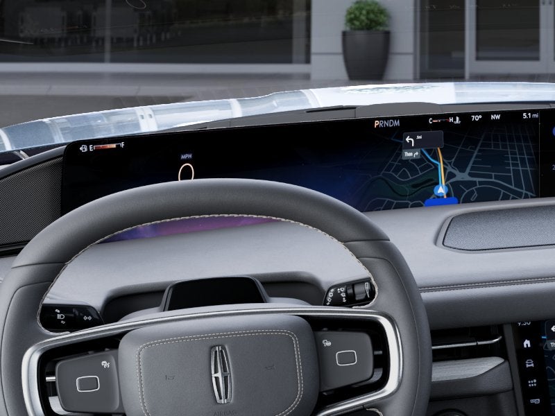 2027 Lincoln Navigator L Reserve