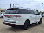2022 Lincoln Navigator L Reserve