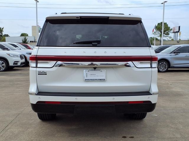 2022 Lincoln Navigator L Reserve