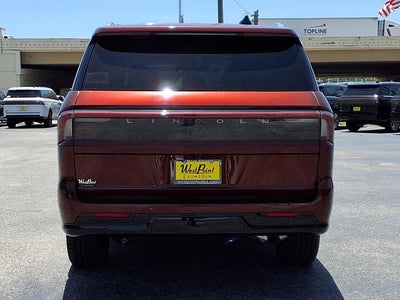 2027 Lincoln Navigator L Premiere