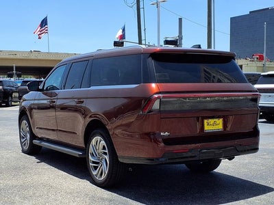 2027 Lincoln Navigator L Premiere