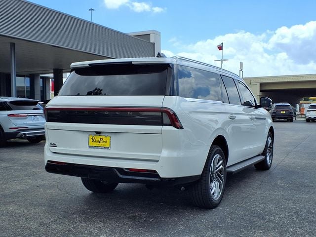 2026 Lincoln Navigator L Premiere