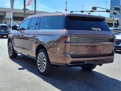 2025 Lincoln Navigator L Black Label