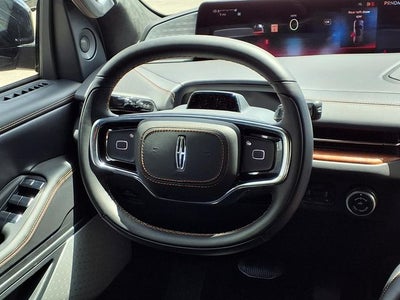 2027 Lincoln Navigator L Black Label