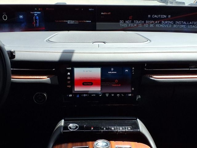 2027 Lincoln Navigator L Black Label