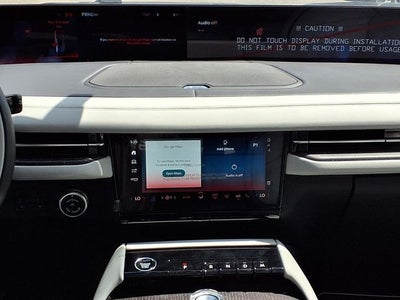 2027 Lincoln Navigator L Black Label