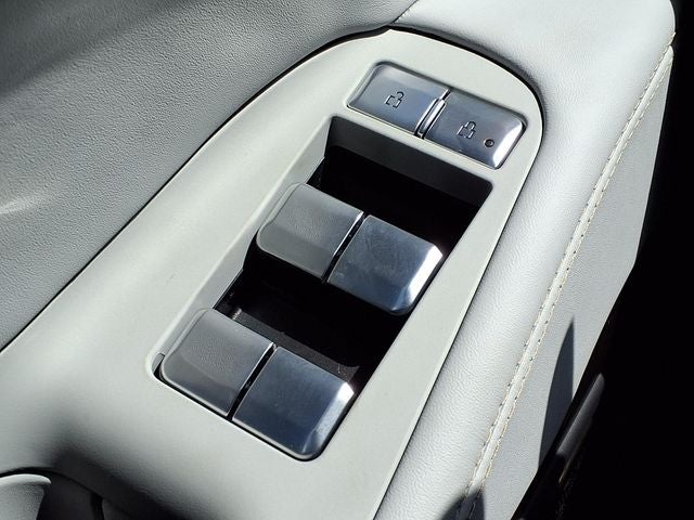 2027 Lincoln Navigator L Black Label