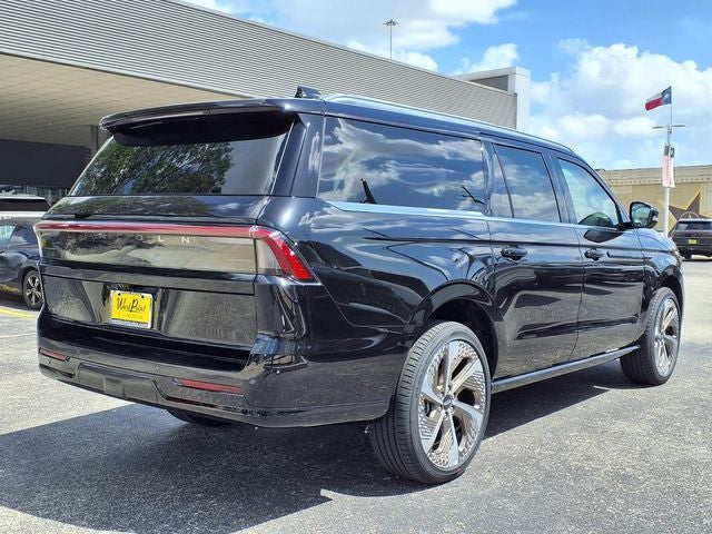 2027 Lincoln Navigator L Black Label