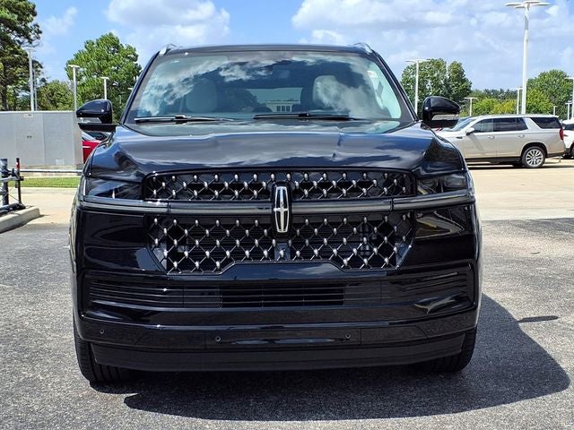 2027 Lincoln Navigator L Black Label