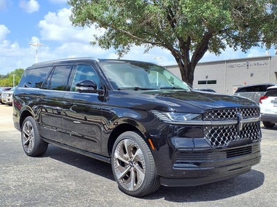 2027 Lincoln Navigator L Black Label