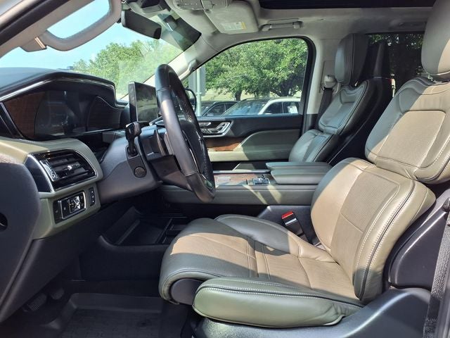 2024 Lincoln Navigator L Black Label