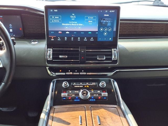 2024 Lincoln Navigator L Black Label